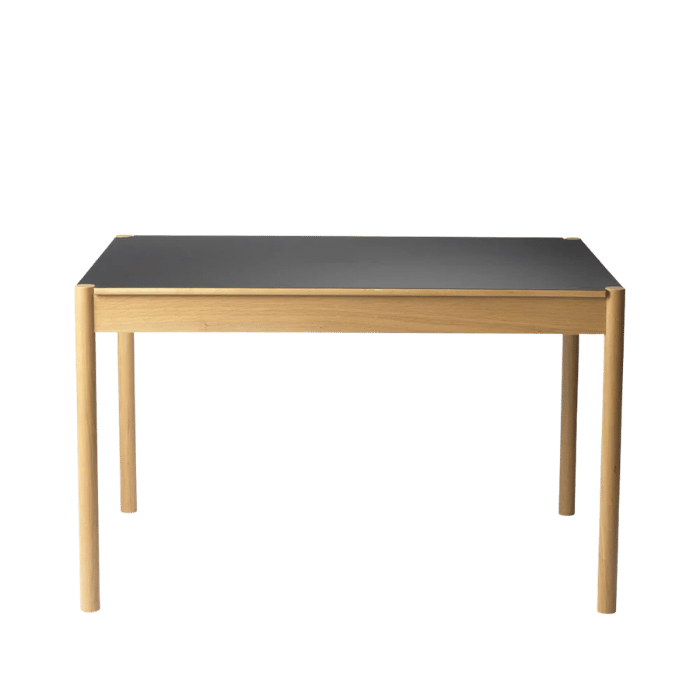 FDB Møbler Table φ700 FDB Møbler C44 Dining Table, Nature Lacquered Oak/Beige/Neutral