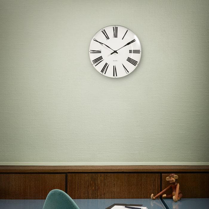 Arne Jacobsen Roman Wall Clock, Large, Ø: 11.4