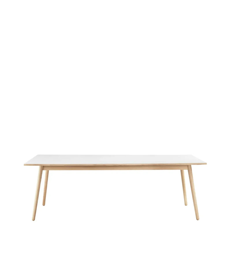 FDB Møbler C35C Dining Table, Nature Lacquered Oak/Light Grey Linoleum