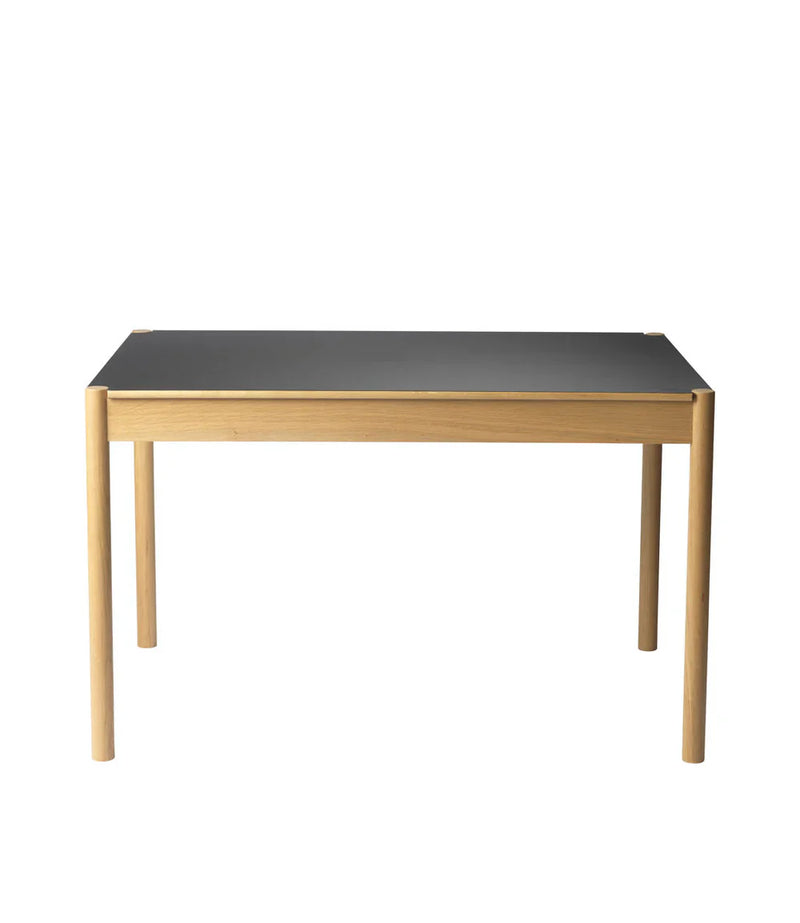 FDB Møbler C44 Dining Table, Nature Lacquered Oak/Beige/Neutral