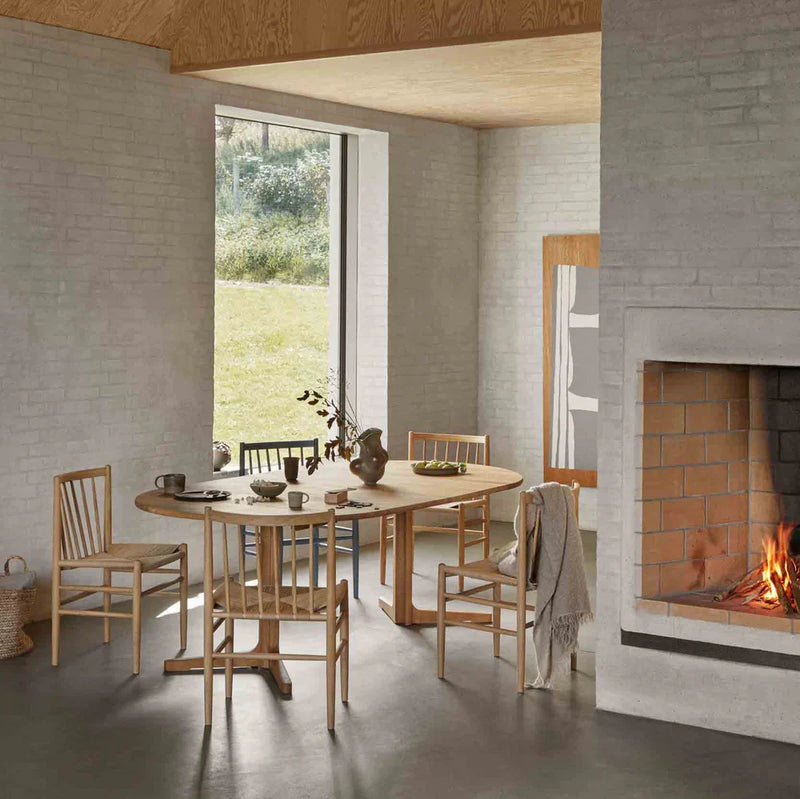 FDB Møbler C69E Ry Dining Table w/2 Extra Leafs, Solid Nature Oiled Oak