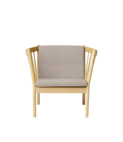 FDB Møbler J146 Armchair, Nature Lacquered Oak/Beige