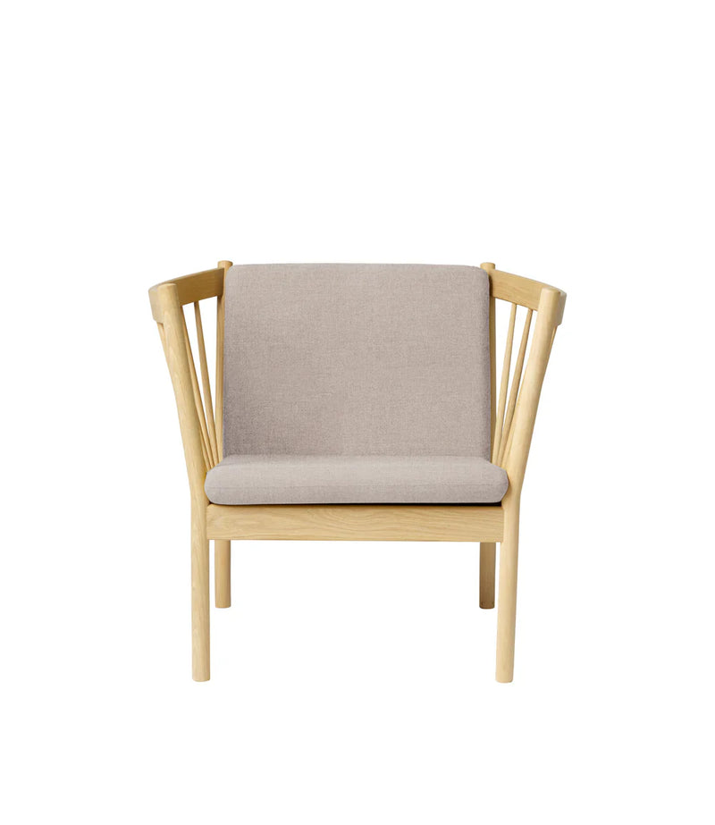 FDB Møbler J146 Armchair, Nature Lacquered Oak/Light Grey