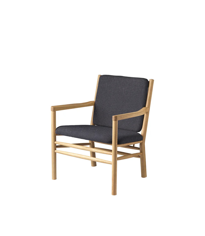 FDB Møbler J147 Armchair, Nature Lacquered Oak/Dark Grey