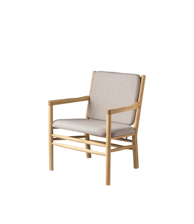 FDB Møbler J147 Armchair, Nature Lacquered Oak/Light Grey