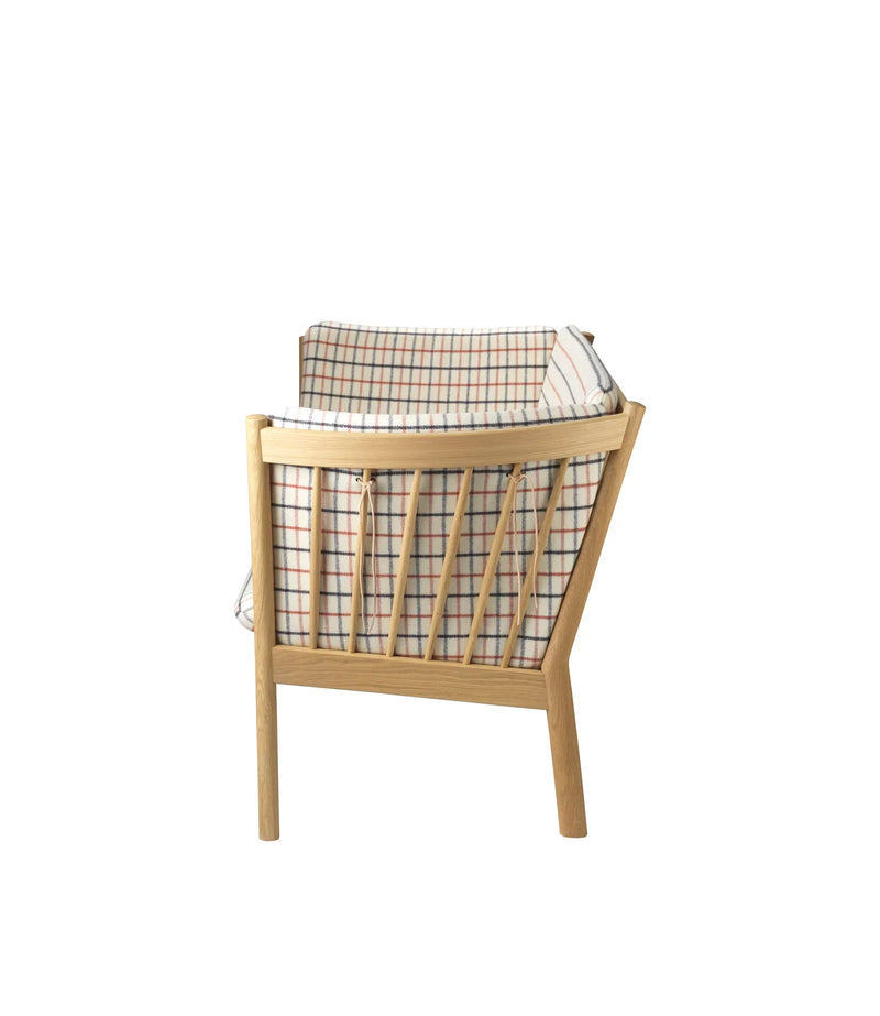 FDB Møbler J148 2 Pers. Couch, Nature Lacquered Oak/Red Wool