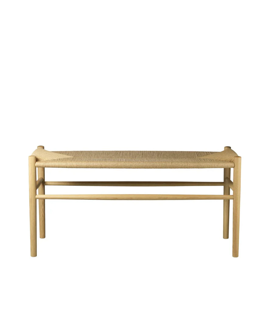 FDB Møbler J163, Piano Bench, Nature Lacquered Oak – rosendahl.com