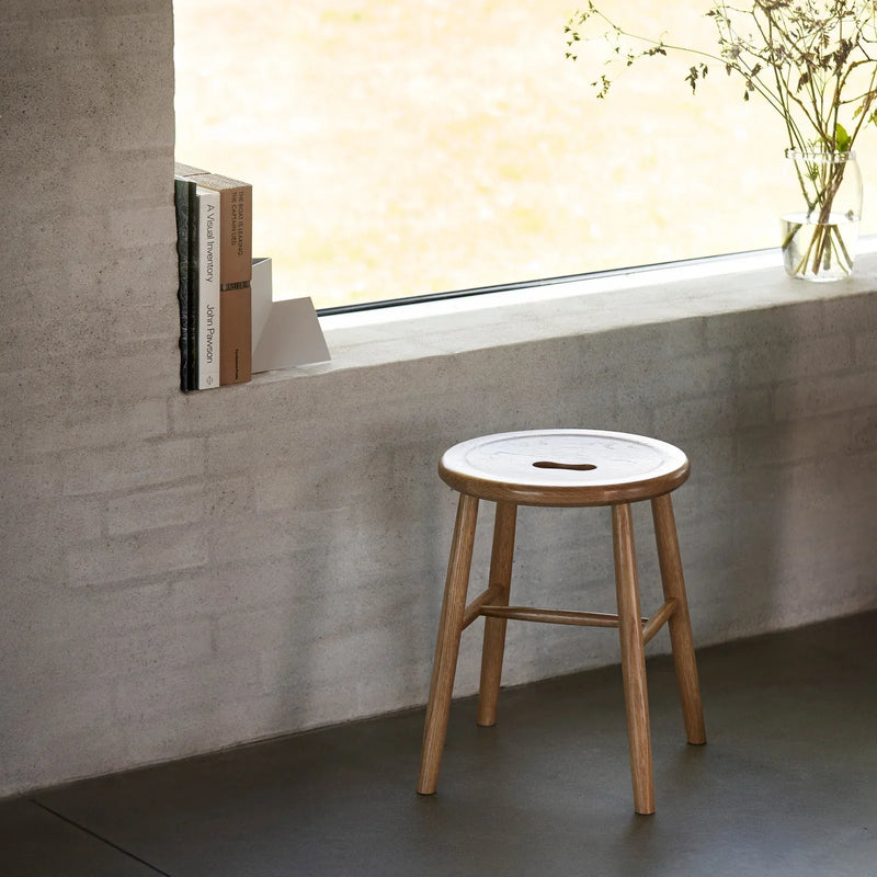 FDB Møbler J27 Stool, Nature Lacquered Oak