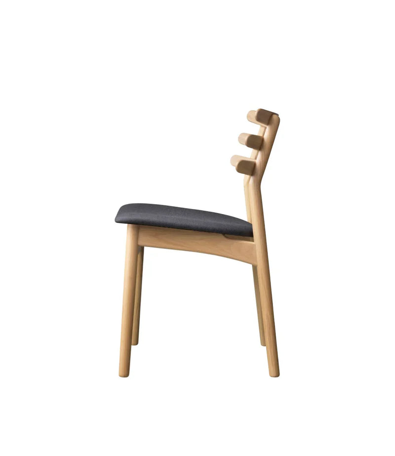 FDB Møbler J48 Chair, Nature Lacquered Oak/Textile Antracit