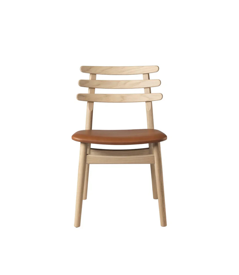 FDB Møbler J48 Chair, Nature Lacquered Oak/Cognac Leather