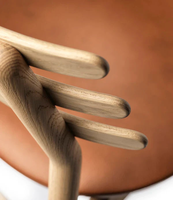 FDB Møbler J48 Chair, Nature Lacquered Oak/Cognac Leather