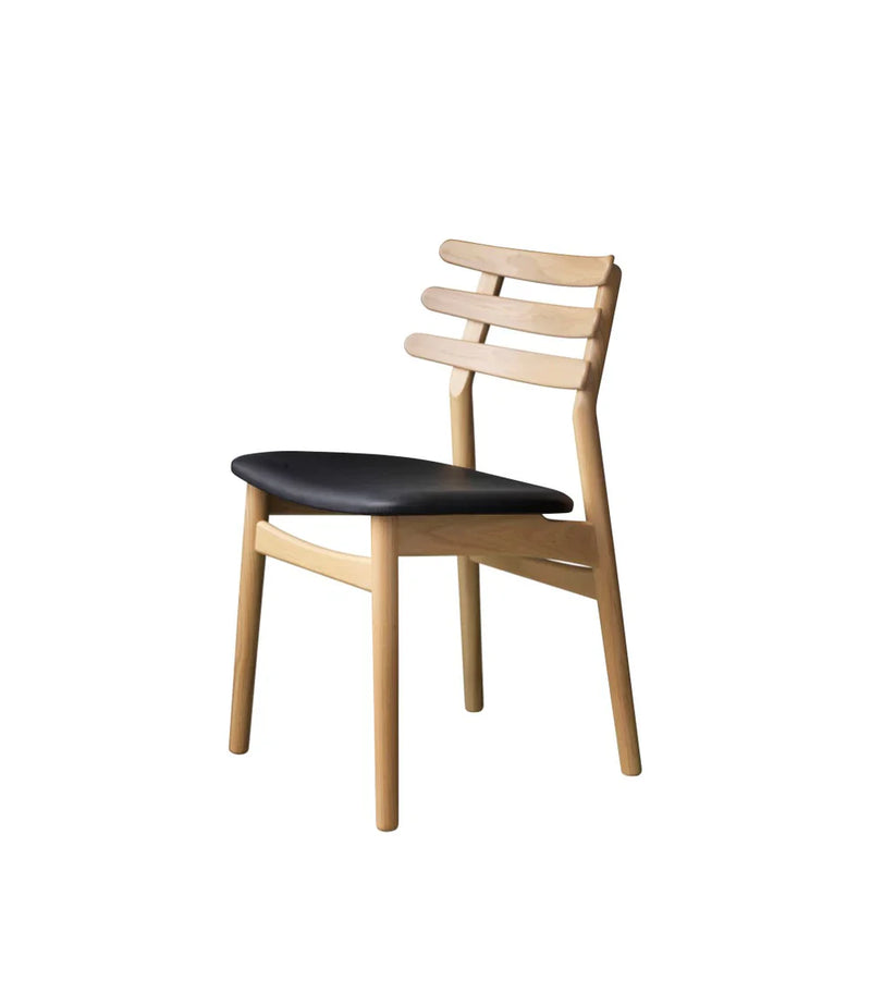 FDB Møbler J48 Chair, Oak/Black Leather